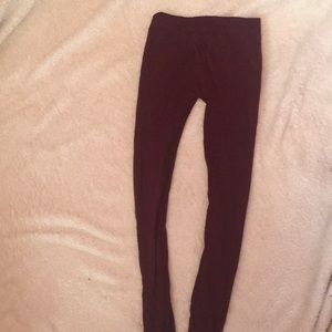 Maroon leggings
